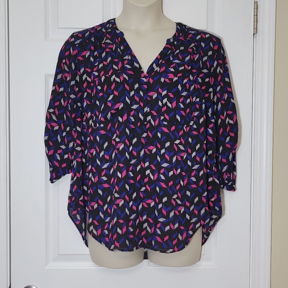 Torrid Black Print Harper 3/4 Sleeve Pullover Blouse Plus Size 1x - Picture 6 of 12